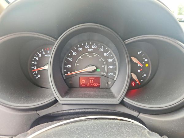 2015 KIA RIO GL - Middle-low