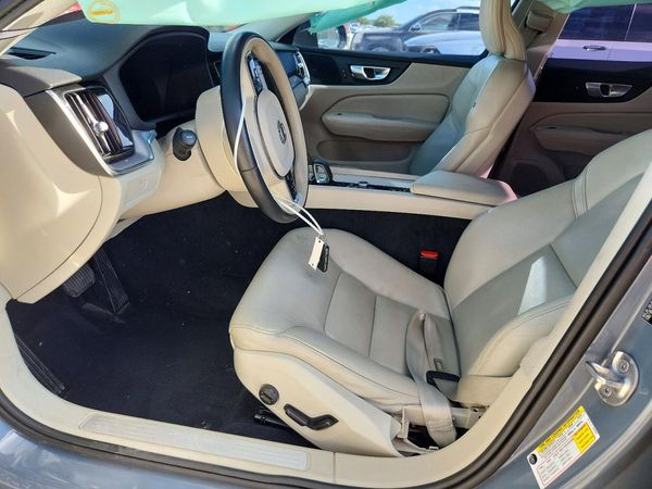 2024 VOLVO S60 Core — DENT