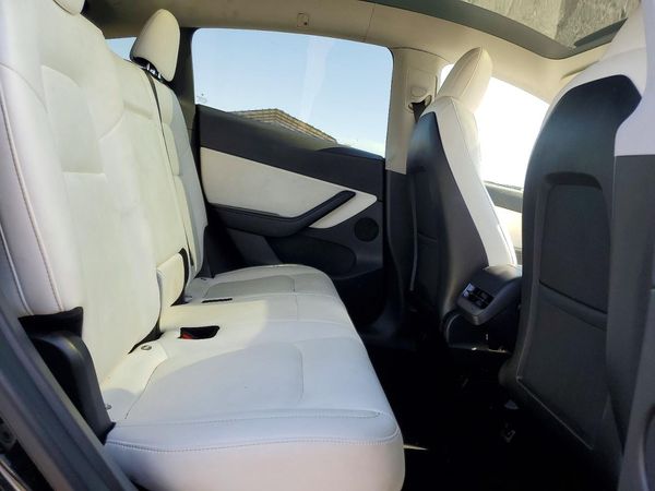 2020 TESLA MODEL Y