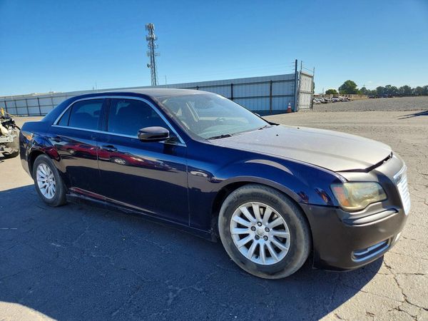 2012 CHRYSLER 300 Base/Limited