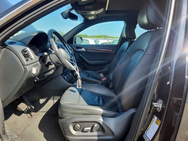 2017 AUDI Q3 quattro Prestige