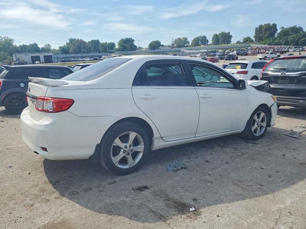 2013 TOYOTA COROLLA