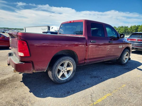 2016 RAM 1500 ST