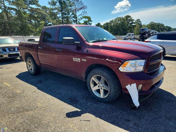 2016 RAM 1500 ST