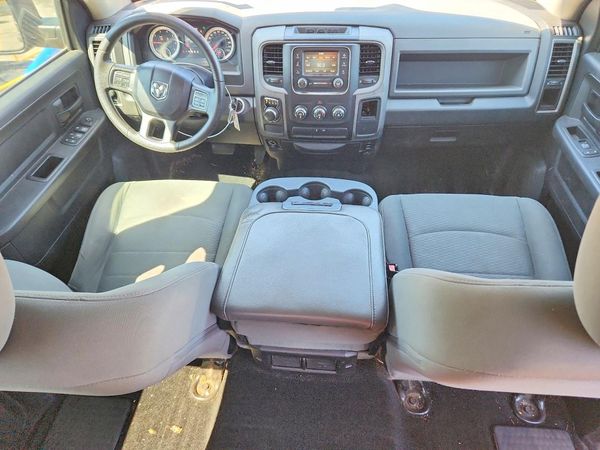 2016 RAM 1500 ST