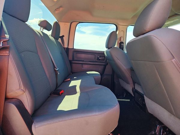 2016 RAM 1500 ST