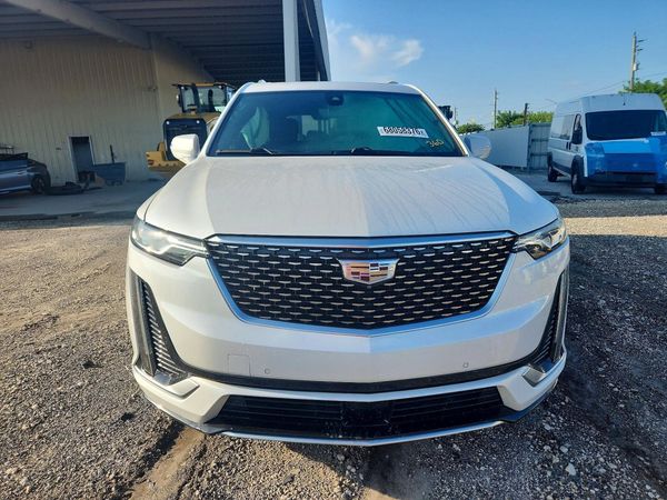 2021 CADILLAC XT6