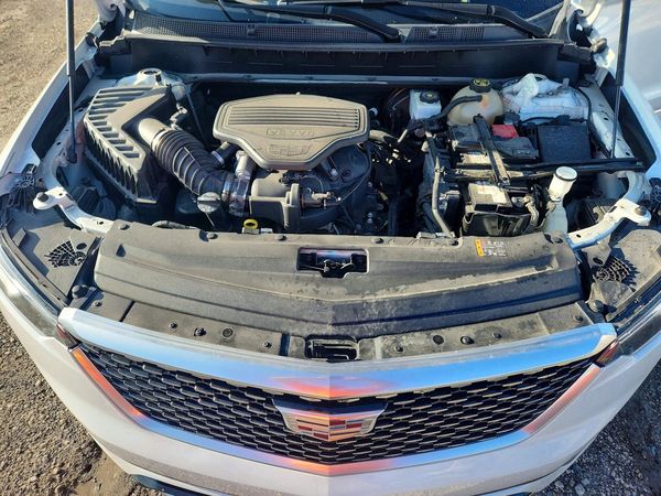 2021 CADILLAC XT6
