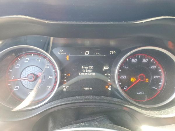 2015 DODGE CHARGER SE