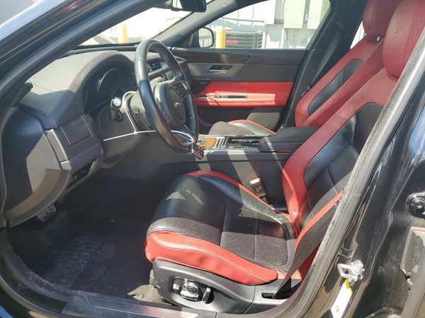 2017 JAGUAR XF — DENT