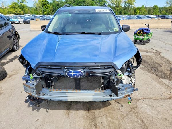 2022 SUBARU FORESTER Base Plus