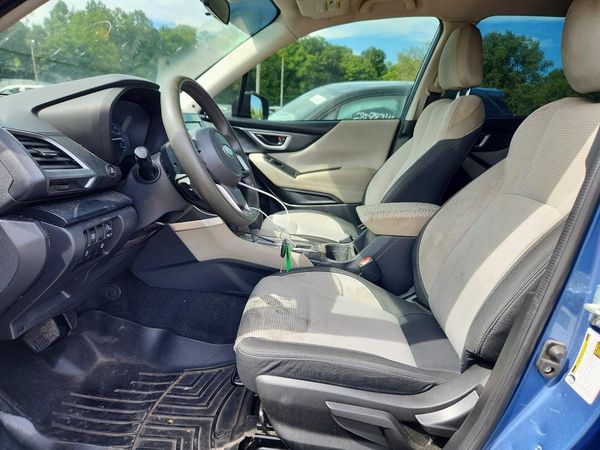 2022 SUBARU FORESTER Base Plus