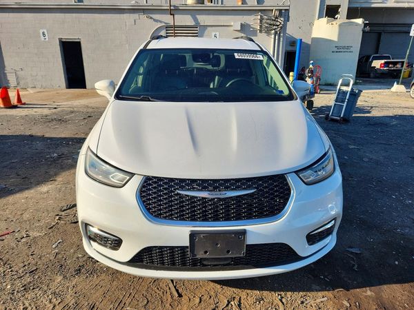 2022 CHRYSLER PACIFICA
