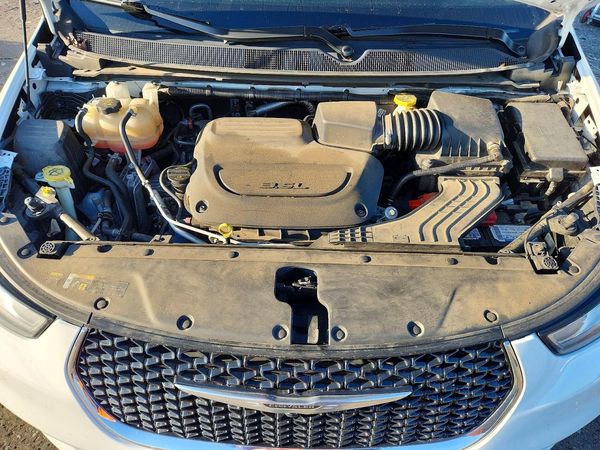 2022 CHRYSLER PACIFICA