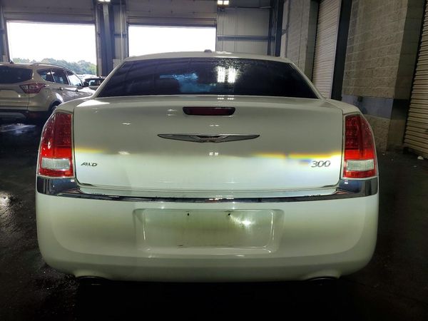 2014 CHRYSLER 300