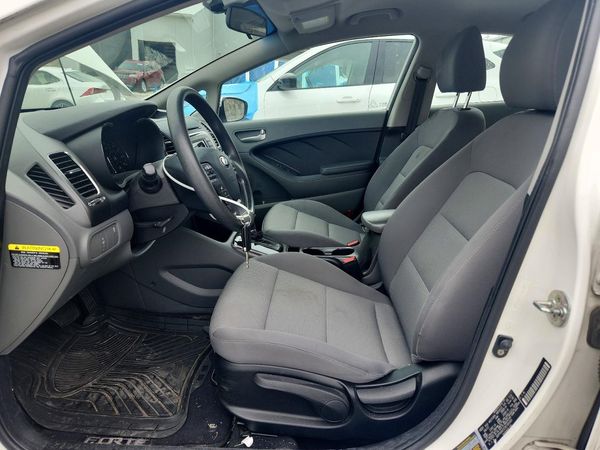 2018 KIA FORTE LX Base
