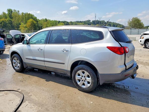 2012 CHEVROLET TRAVERSE LS — DSRA