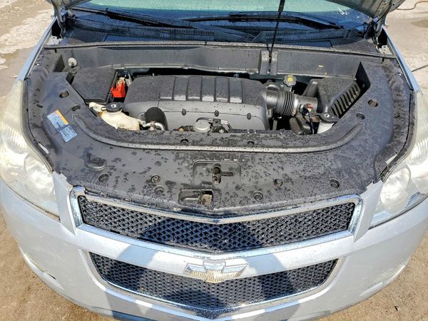 2012 CHEVROLET TRAVERSE LS — Engine bay