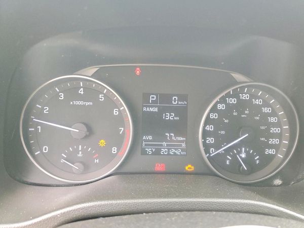 2017 HYUNDAI ELANTRA SE Base — ODOM