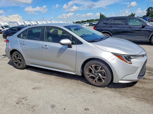 2021 TOYOTA COROLLA