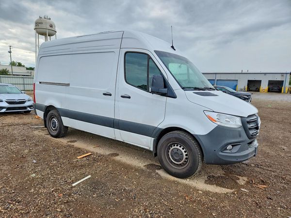 2025 MERCEDES-BENZ SPRINTER