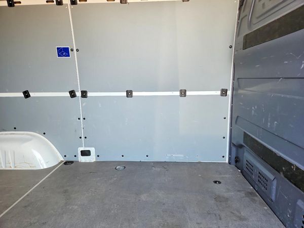 2025 MERCEDES-BENZ SPRINTER