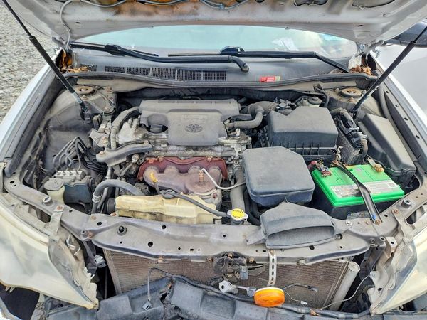 2014 TOYOTA CAMRY