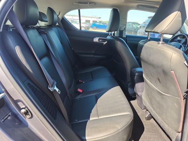 2012 LEXUS CT 200h