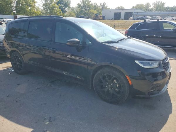 2024 CHRYSLER PACIFICA