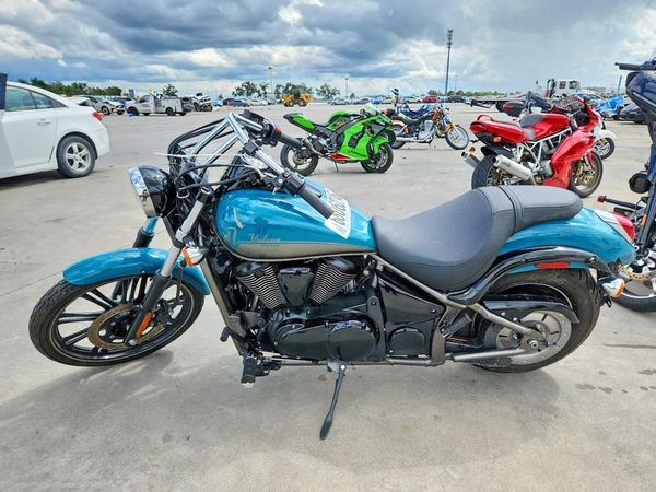 2022 KAWASAKI VN900