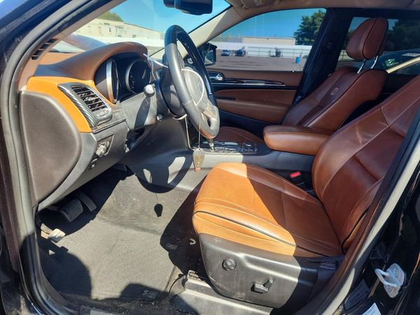 2012 JEEP CHEROKEE Overland — DENT