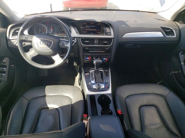 2015 AUDI A4 quattro Premium