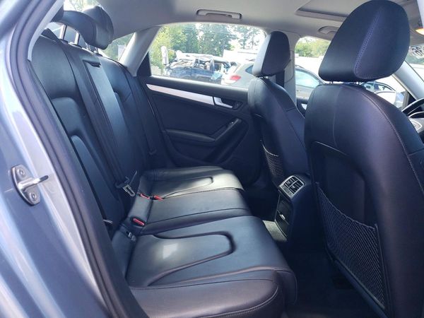 2015 AUDI A4 quattro Premium