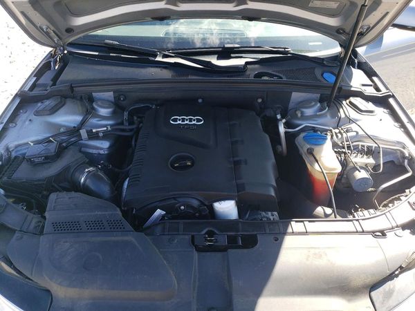 2015 AUDI A4 quattro Premium
