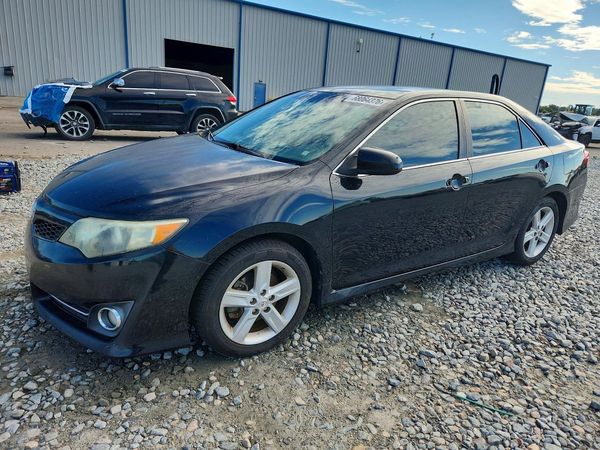 2013 TOYOTA CAMRY