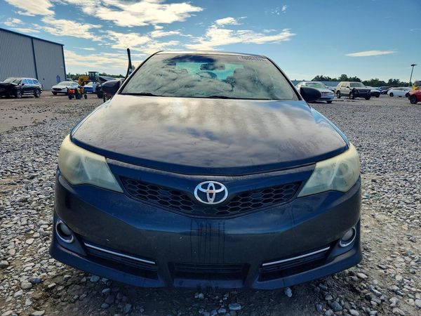 2013 TOYOTA CAMRY