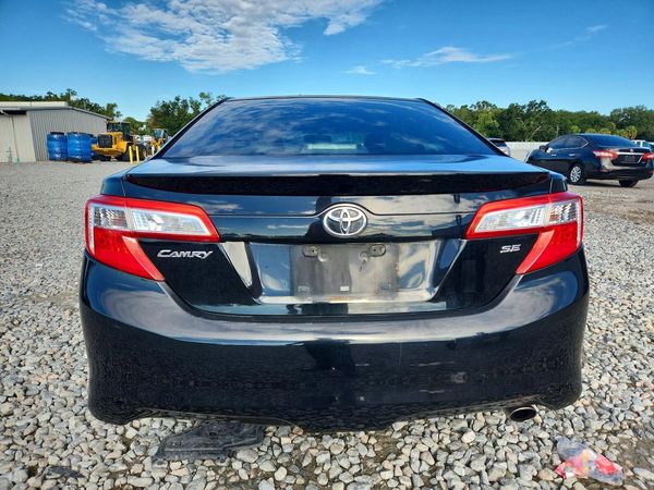 2013 TOYOTA CAMRY