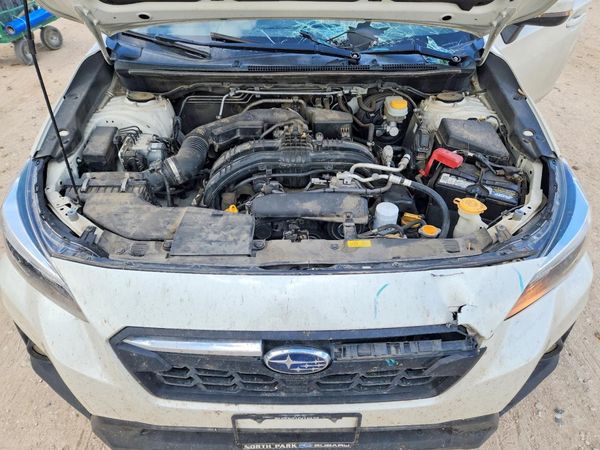 2019 SUBARU CROSSTREK Limited+ES+BSD — Engine bay
