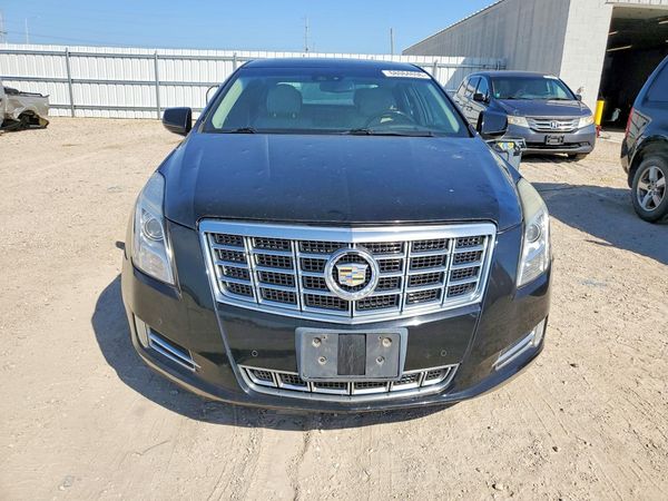 2013 CADILLAC XTS Premium