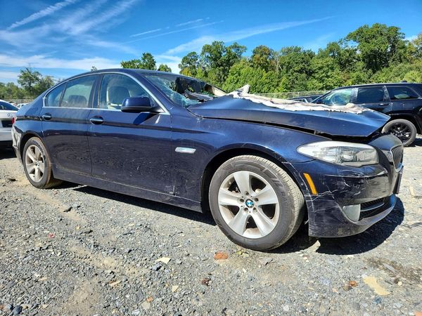 2013 BMW 5 SERIES — Passenger 3/4