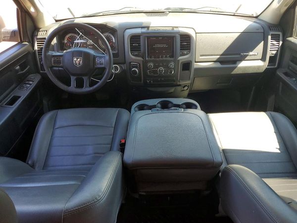 2019 RAM 1500 CLASSIC Tradesman, ST