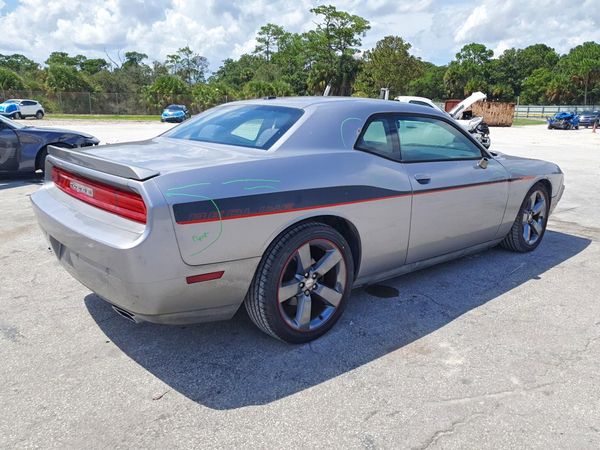 2014 DODGE CHALLENGER R/T