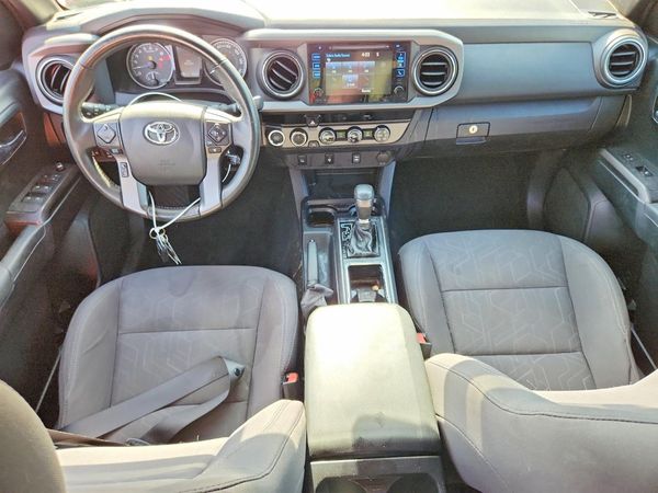 2017 TOYOTA TACOMA