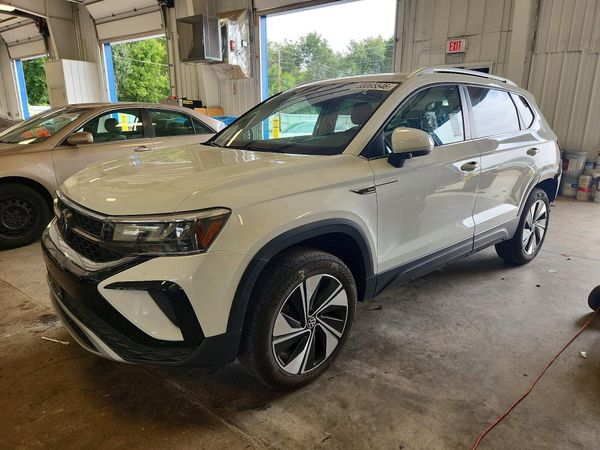 2024 VOLKSWAGEN TAOS