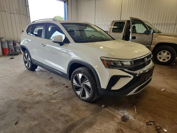 2024 VOLKSWAGEN TAOS