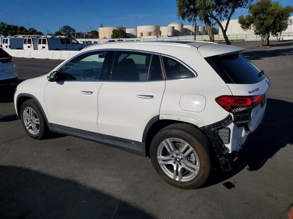 2022 MERCEDES-BENZ GLA GLA250