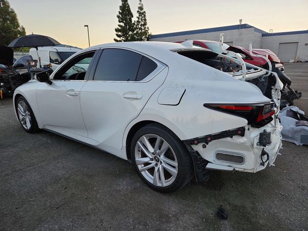2023 LEXUS IS