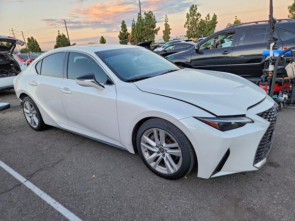 2023 LEXUS IS