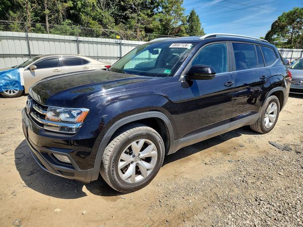 2018 VOLKSWAGEN ATLAS SE — Front 3/4