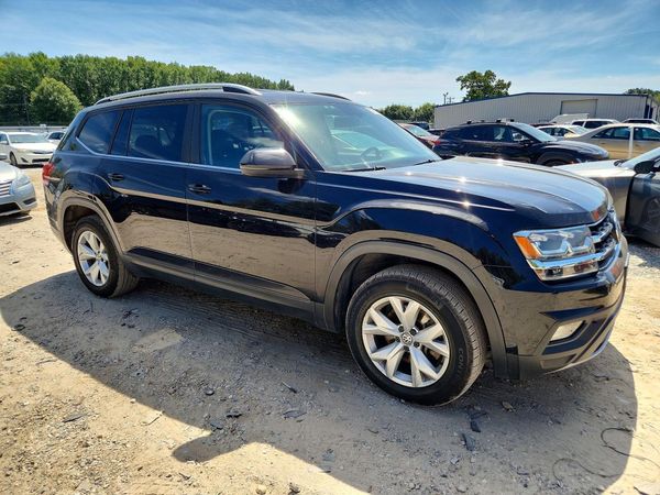2018 VOLKSWAGEN ATLAS SE — Passenger 3/4